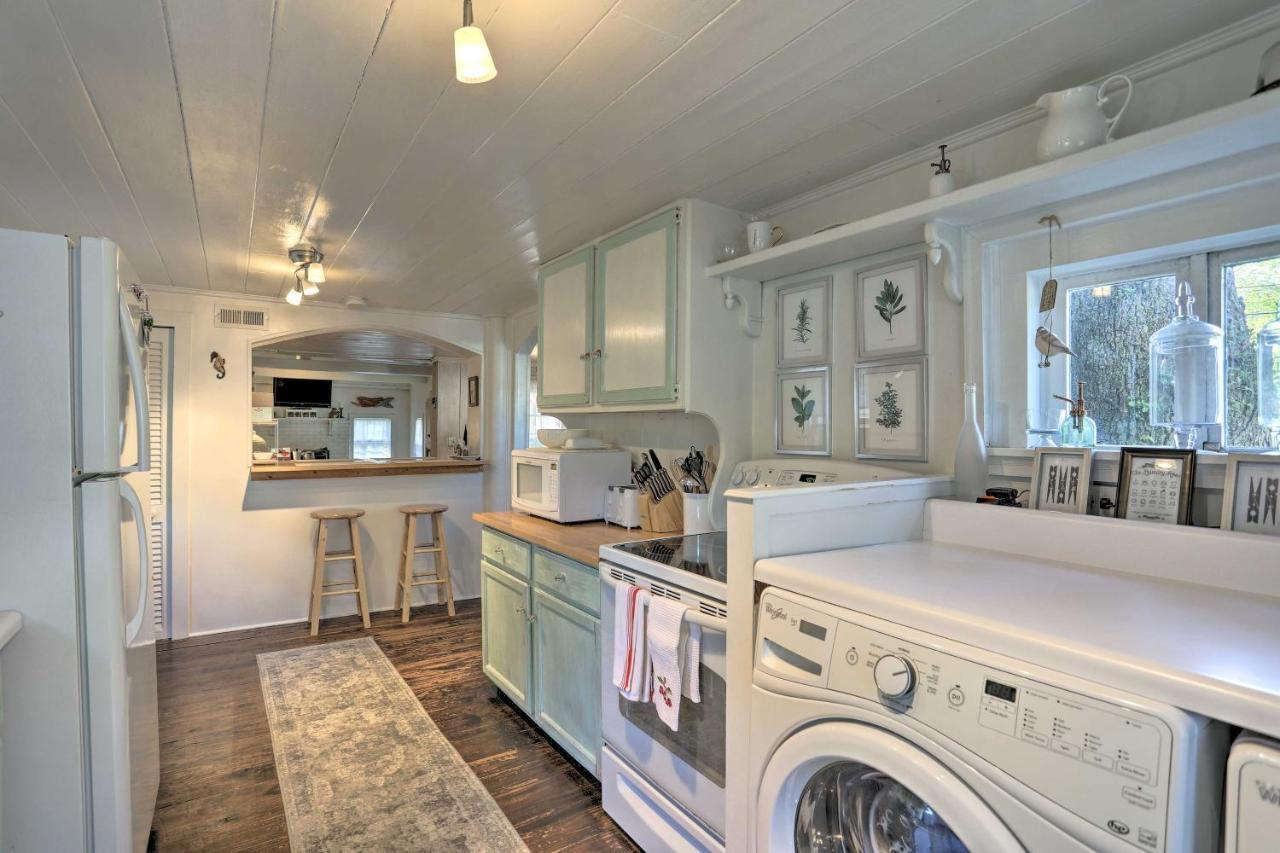 Coastal, Walkable Home In Historic Southport! Exteriör bild