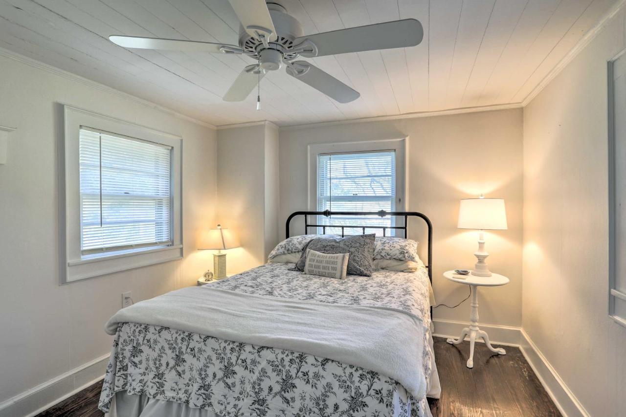 Coastal, Walkable Home In Historic Southport! Exteriör bild
